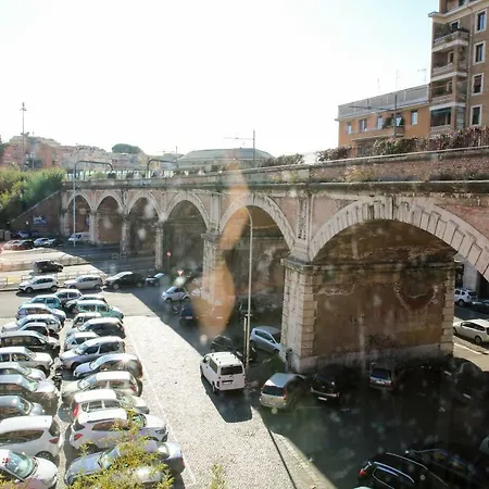 I Vicini Del Papa * Rome
