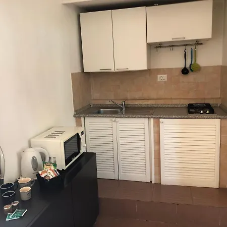 I Vicini Del Papa Aparthotel Rome