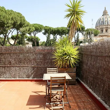 I Vicini Del Papa Aparthotel