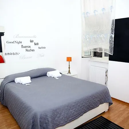 Aparthotel I Vicini Del Papa Rome